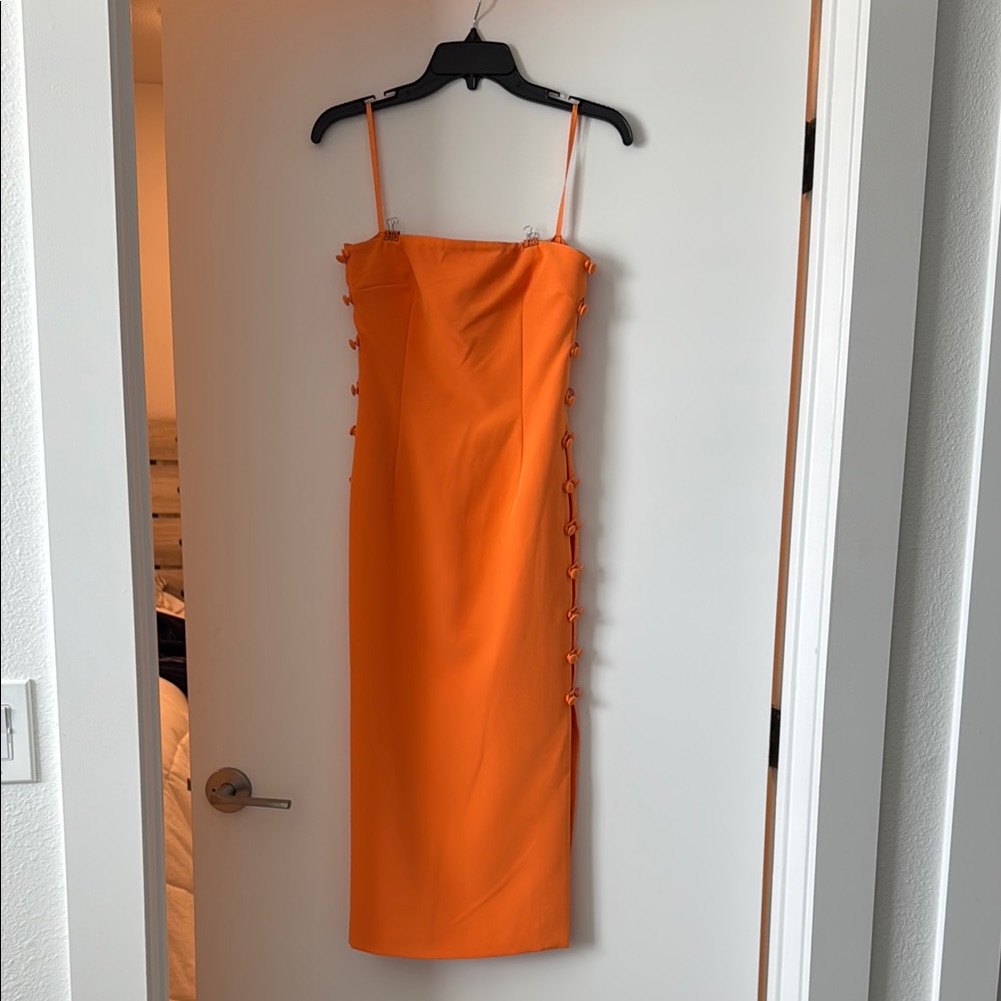 Gianni Bini X Caelynn Bell Orange Formal Dress